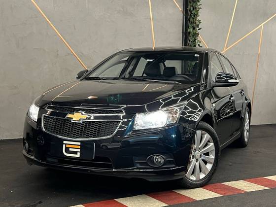 CHEVROLET CRUZE 1.8 LTZ 16V FLEX 4P AUTOMÁTICO CHEVROLET CRUZE 1.8 LTZ 16V FLEX 4P AUTOMÁTICO